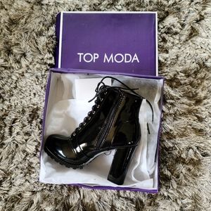 NIB Top Moda Patent Combat Boots